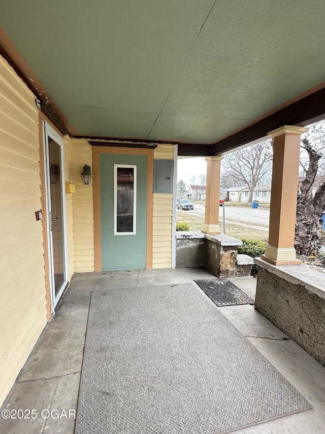 view of patio featuring covered porch