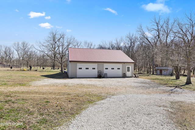 view of detached garage