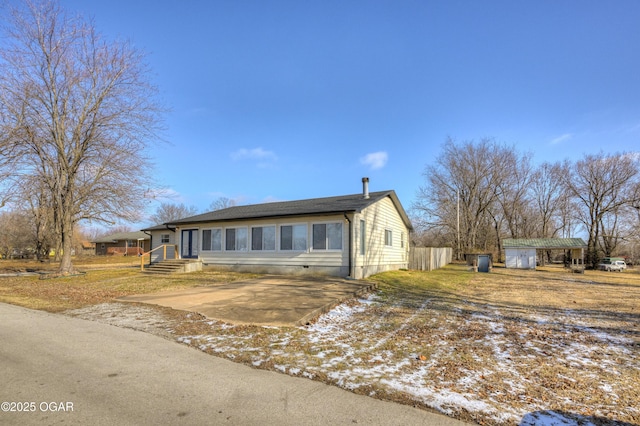 view of front of house featuring crawl space