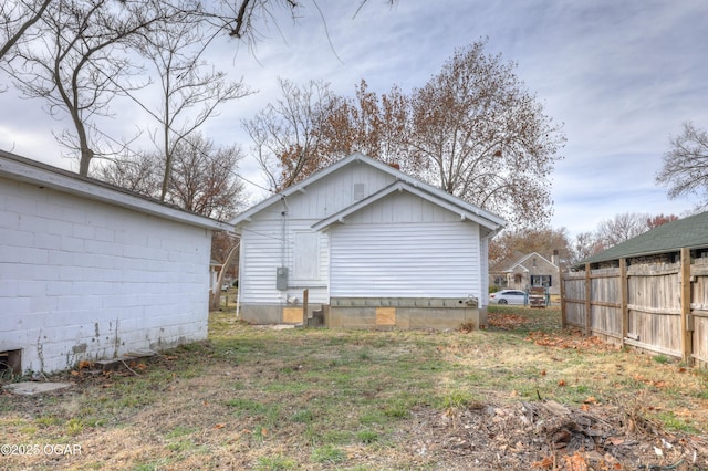 exterior space featuring fence