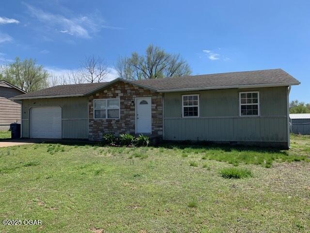115 Bulger Dr, Carterville, MO 64835 - photo 1