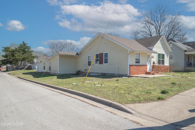 523 N Ball St, Webb City, MO 64870 - photo 2
