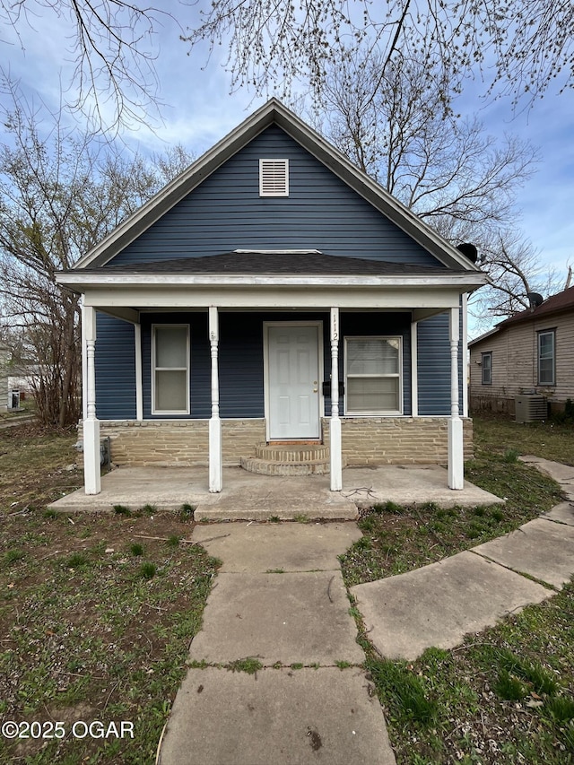 112 S Western Ave, Chanute, KS 66720 - photo 1