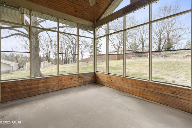 122 Valley View Dr, Joplin, MO 64804 - view of unfurnished sunroom