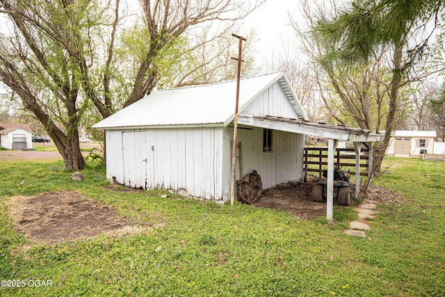 view of outbuilding featuring an outbuilding