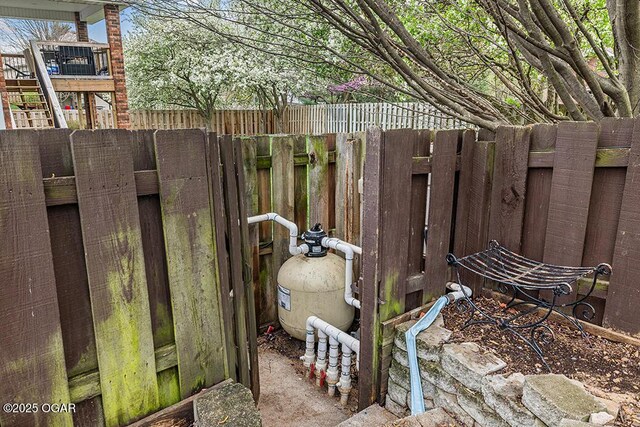 3826 W Randall St, Battlefield, MO 65619 - details with fence