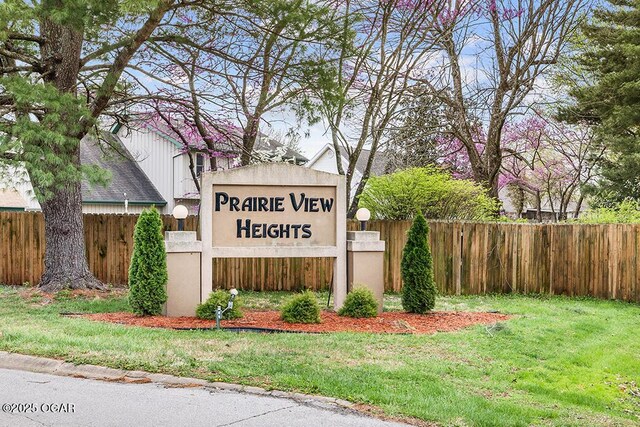 3826 W Randall St, Battlefield, MO 65619 - community sign featuring fence and a lawn