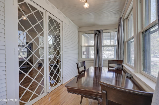 426 N Byers Ave, Joplin, MO 64801 - dining space featuring crown molding and wood finished floors
