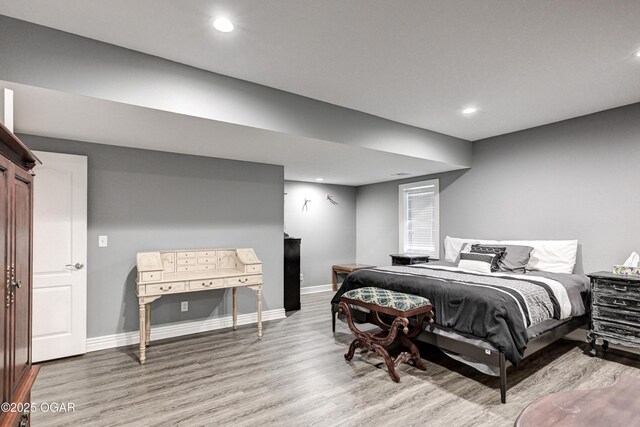 1000 Oakmont Dr, Joplin, MO 64804 - bedroom featuring recessed lighting, baseboards, and wood finished floors