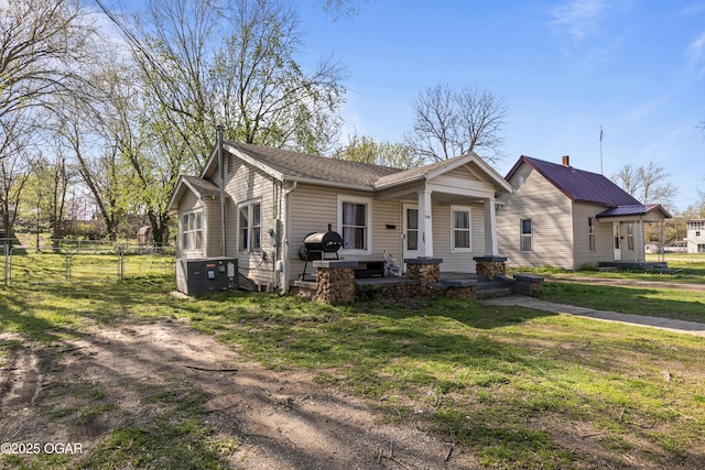 716 Young St, Neosho, MO 64850 - photo 2