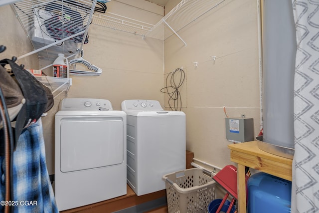 17881 Goldfinch Rd, Neosho, MO 64850 - washroom with independent washer and dryer and laundry area