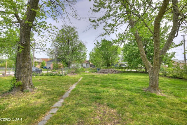 view of yard featuring fence