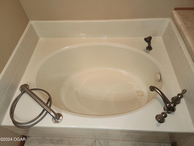 305 E Maple St, Liberal, MO 64762 - interior details with a bath
