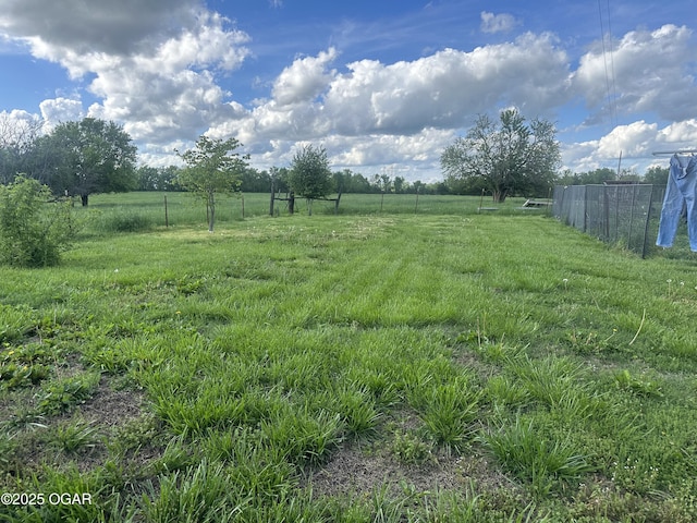1793 8000th Rd, Oswego, KS 67356 - view of yard with fence and a rural view
