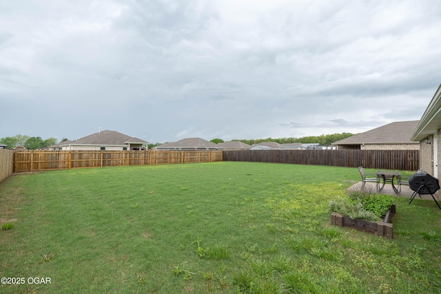 2006 Eagle Dr, Neosho, MO 64850 - view of yard