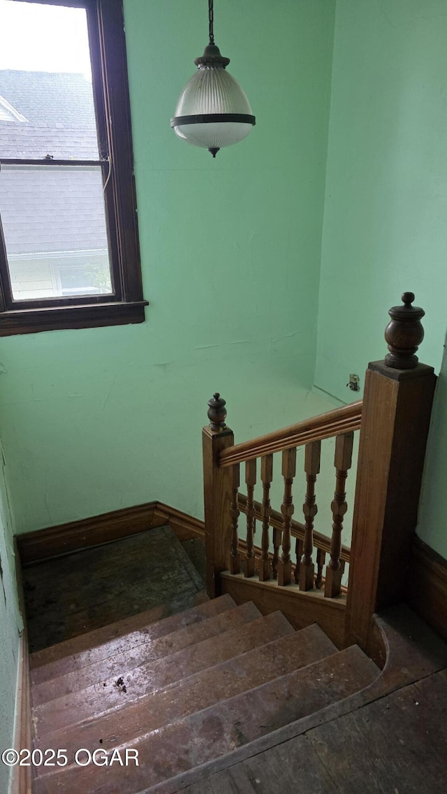 114 S Pennsylvania St, Webb City, MO 64870 - stairs with baseboards