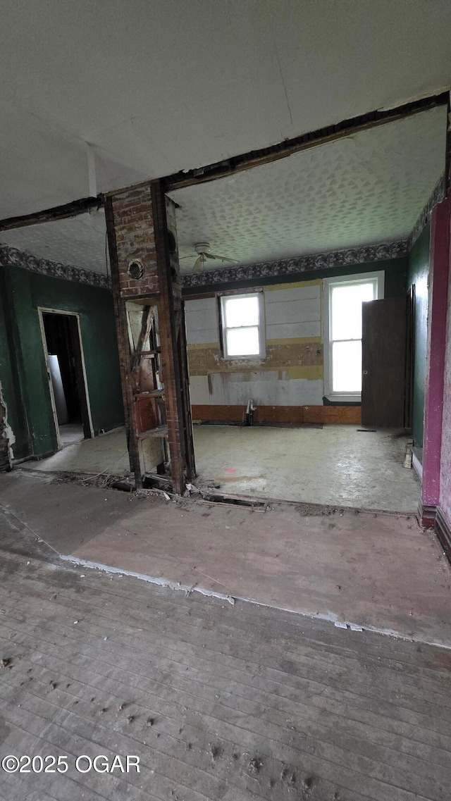 114 S Pennsylvania St, Webb City, MO 64870 - interior space