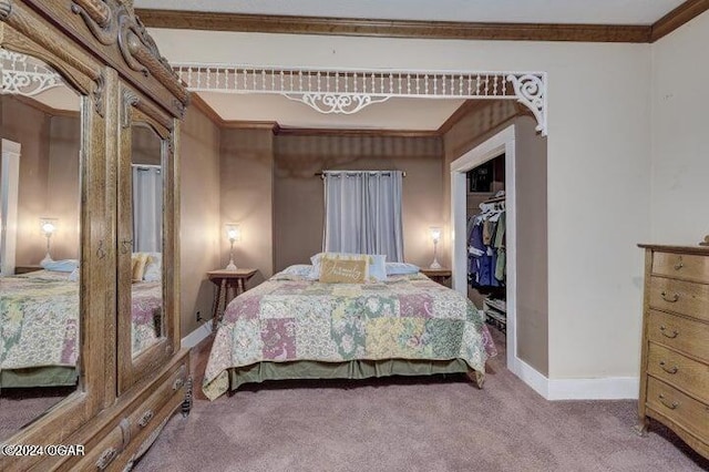 1418 Cleveland Ave, Baxter Springs, KS 66713 - bedroom featuring carpet, crown molding, baseboards, and a closet