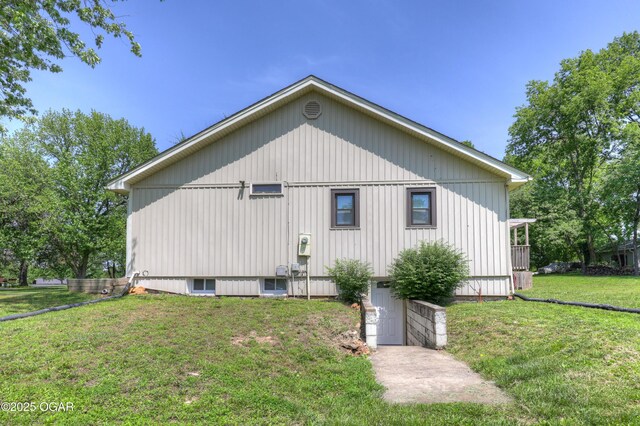 400 Silverwood Ln, Joplin, MO 64801 - view of property exterior with a lawn