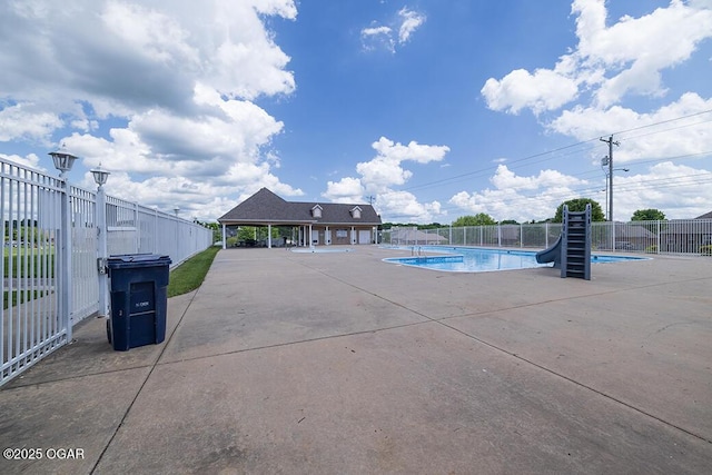 1528 N Edgemont Cir, Springfield, MO 65802 - community pool with fence and a patio