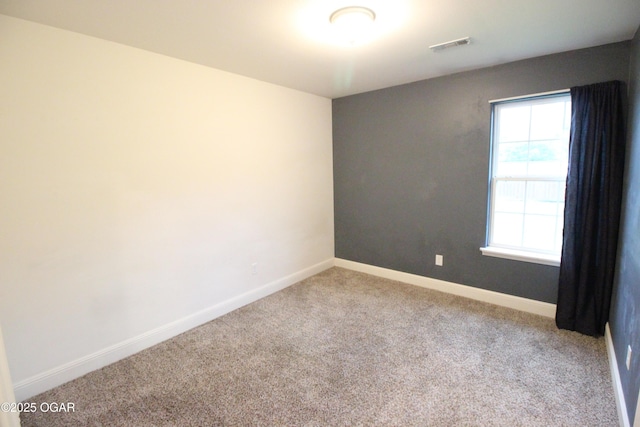 2102 Birdie Ln, Neosho, MO 64850 - unfurnished room featuring carpet floors and baseboards