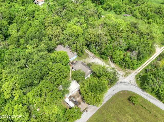 aerial view of property and surrounding area