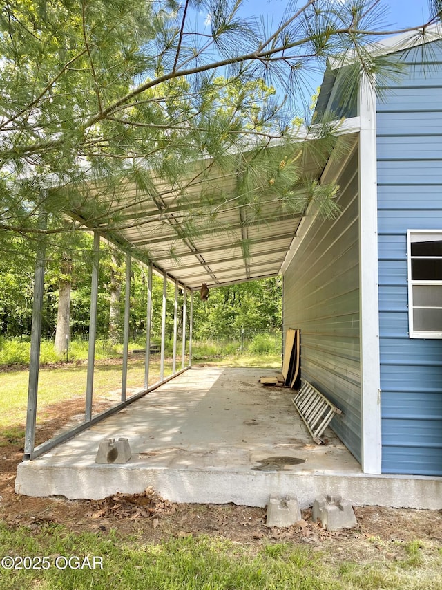 21522 Old Ritchey Rd, Granby, MO 64844 - view of parking / parking lot