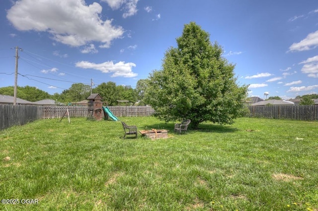 view of yard featuring a playground