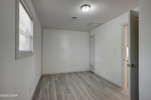 238 E 21st St, Baxter Springs, KS 66713 - unfurnished room featuring light wood finished floors and baseboards