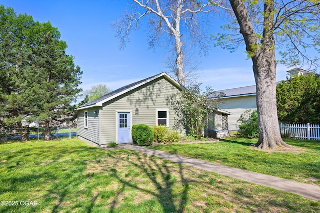 view of front of property