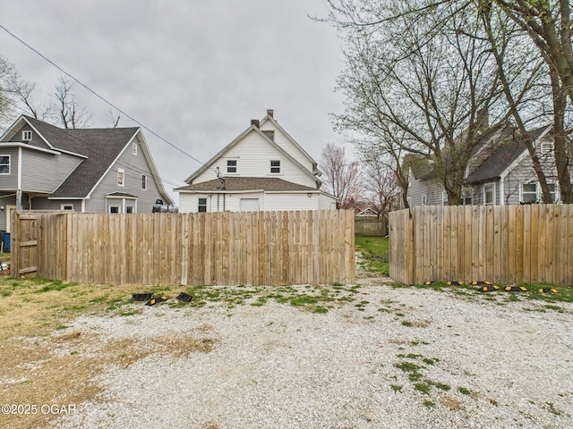 720 Chestnut Ave, Joplin, MO 64801 - view of side of property featuring fence