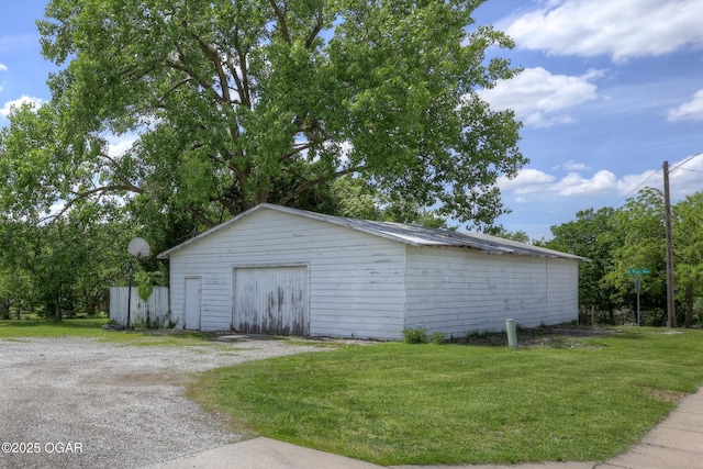 1712 E Broadway St, Joplin, MO 64801 - view of detached garage