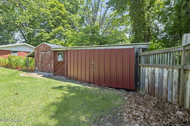 103 E Mockingbird Ln, Crane, MO 65633 - view of yard