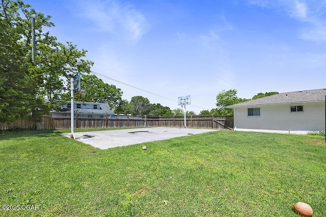 103 E Mockingbird Ln, Crane, MO 65633 - view of yard featuring a patio