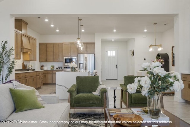 1713 E White Oak St, Joplin, MO 64801 - living area featuring recessed lighting