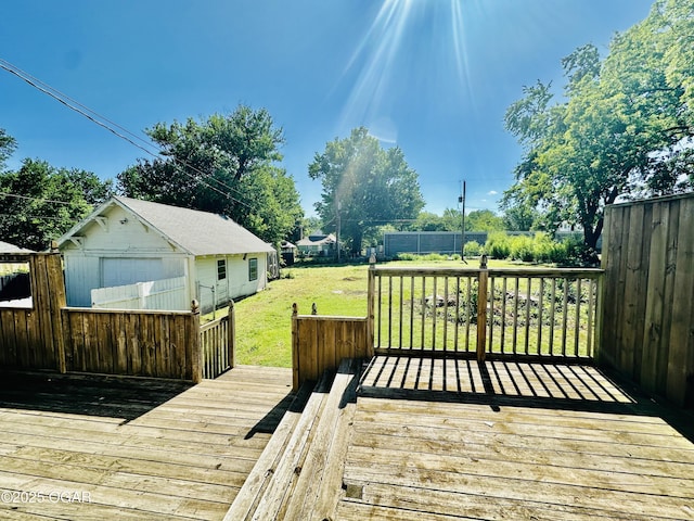 1926 S Main St, Carthage, MO 64836 - wooden terrace with an outdoor structure
