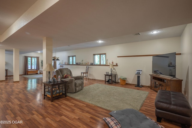 2402 Melissa Ln, Joplin, MO 64804 - living area featuring wood finished floors and recessed lighting