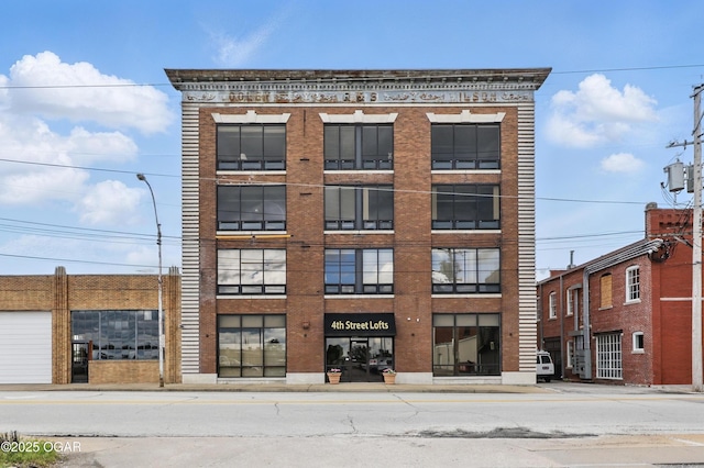 214 E 4th St Unit 402, Joplin, MO 64801 - view of building exterior