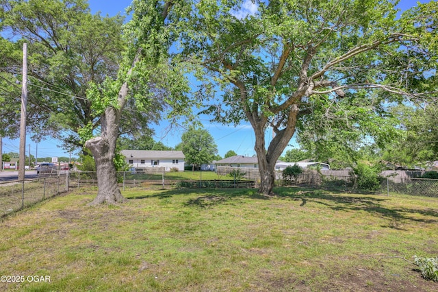 3124 Missouri Ave, Joplin, MO 64804 - view of yard