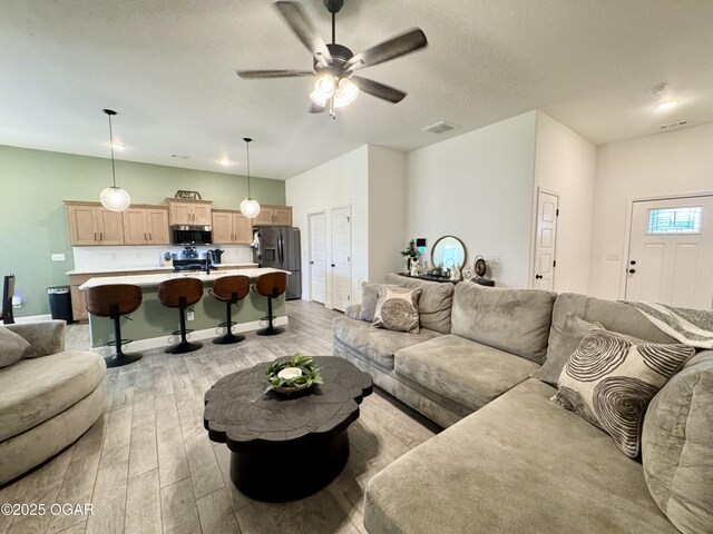 2032 Eagle Dr, Neosho, MO 64850