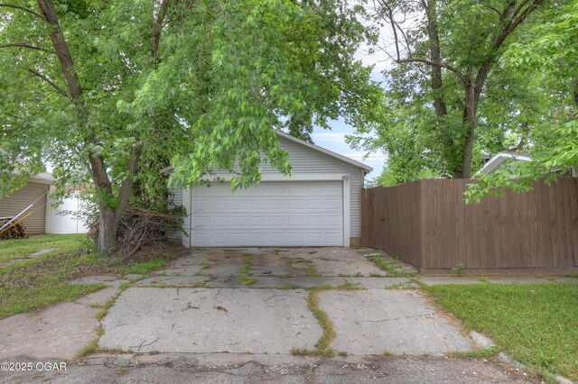 1643 Washington Ave, Baxter Springs, KS 66713