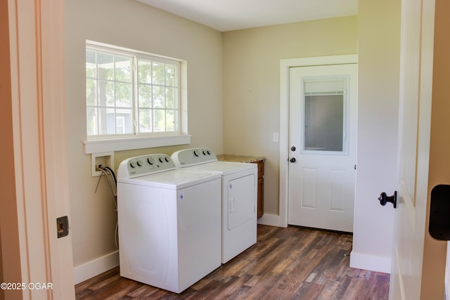 1002 S Mill St, Grove, OK 74344 - laundry area featuring separate washer and dryer, dark wood-style flooring, baseboards, and cabinet space
