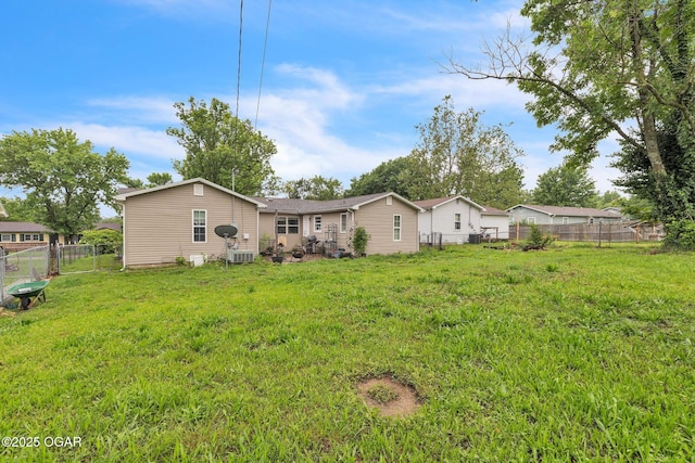 1426 Greenwood Blvd, Neosho, MO 64850 - view of rear view of property