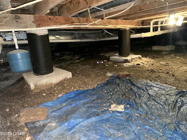 1910 Carolina Ave, Joplin, MO 64801 - view of inside crawl space