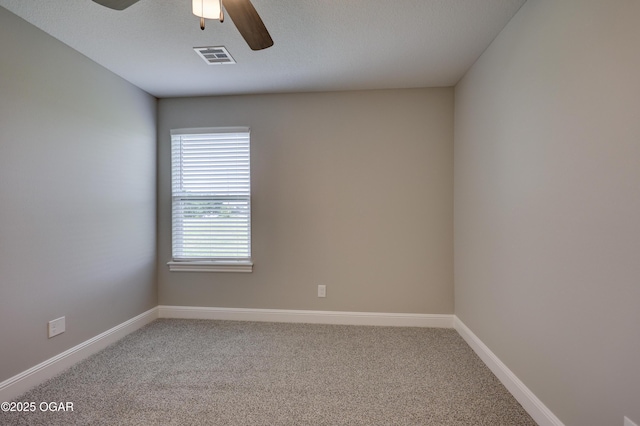 1919 Wisconsin Ave, Joplin, MO 64804 - unfurnished room featuring carpet flooring and a ceiling fan