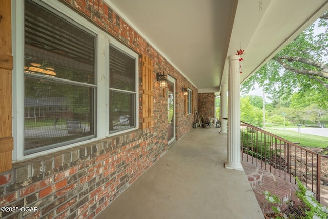 802 Hawthorne Dr, Neosho, MO 64850 - view of porch