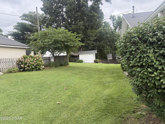 506 E Glenview St, Neosho, MO 64850 - photo 17