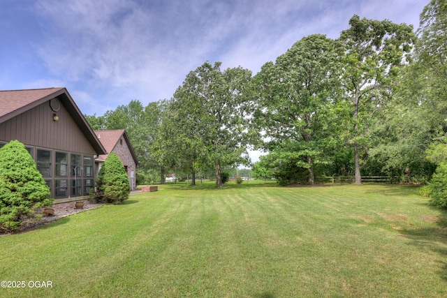 1330 Stoneledge Ln, Neosho, MO 64850 - view of grassy yard