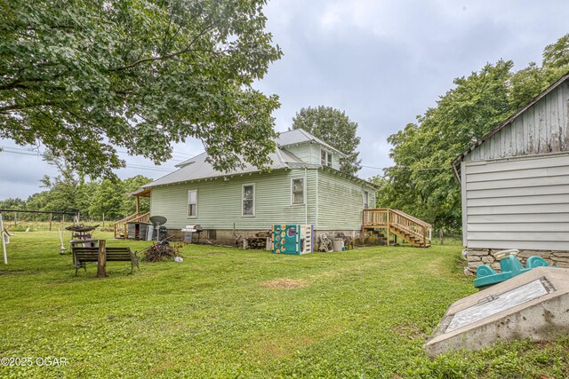 17279 Jackpine Rd, Carthage, MO 64836 - view of yard featuring stairs