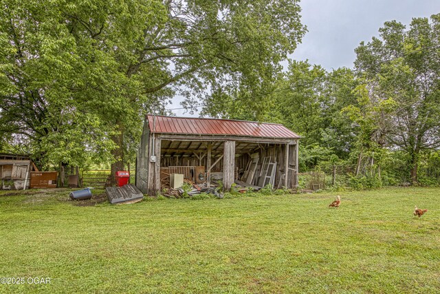 17279 Jackpine Rd, Carthage, MO 64836 - view of yard with a pole building and an outbuilding
